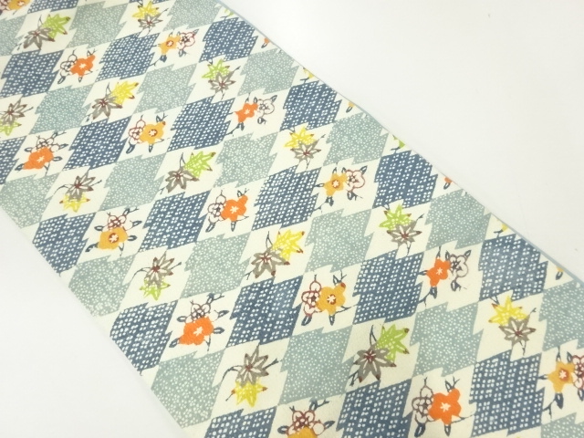 アンティーク　本場琉球紅型梅・楓模様名古屋帯